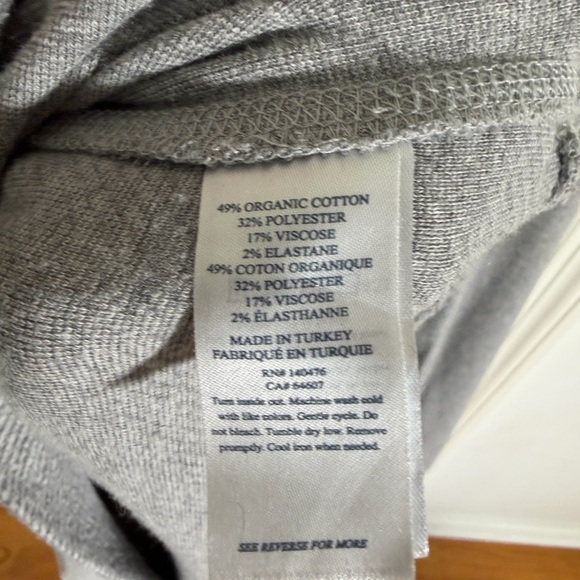 Faherty Heather Gray Knit Sweater - Picture 6 of 6